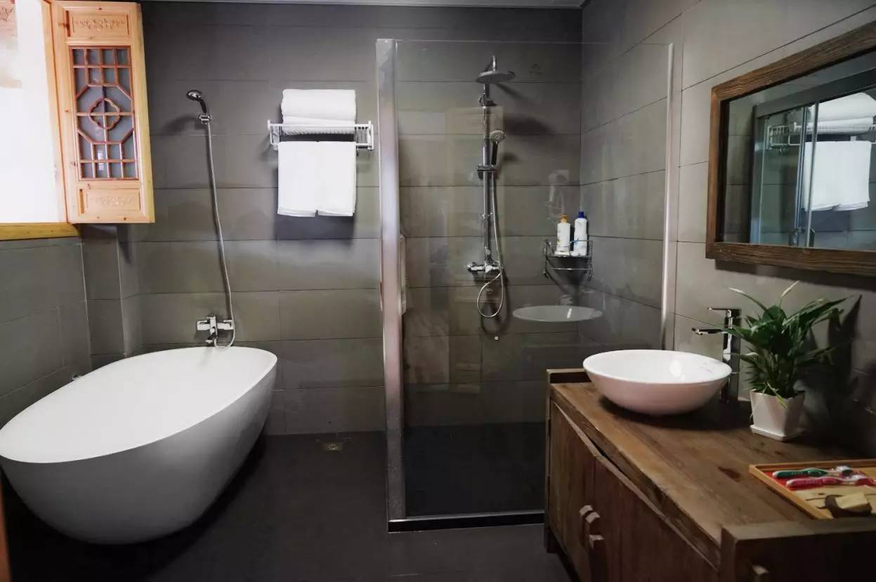 藏在小竹溪村的“私家园林”，躺在浴缸里就能看日出日落