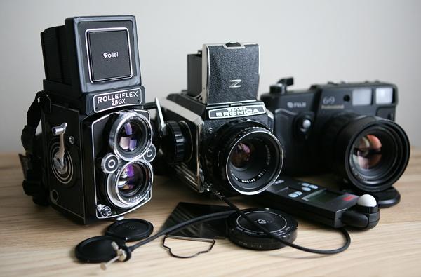 给我解释一下什么叫单反相机,单反相机是最好的吗