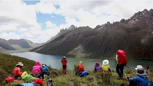 什么才是真正的冲锋衣,真正意义上的冲锋衣