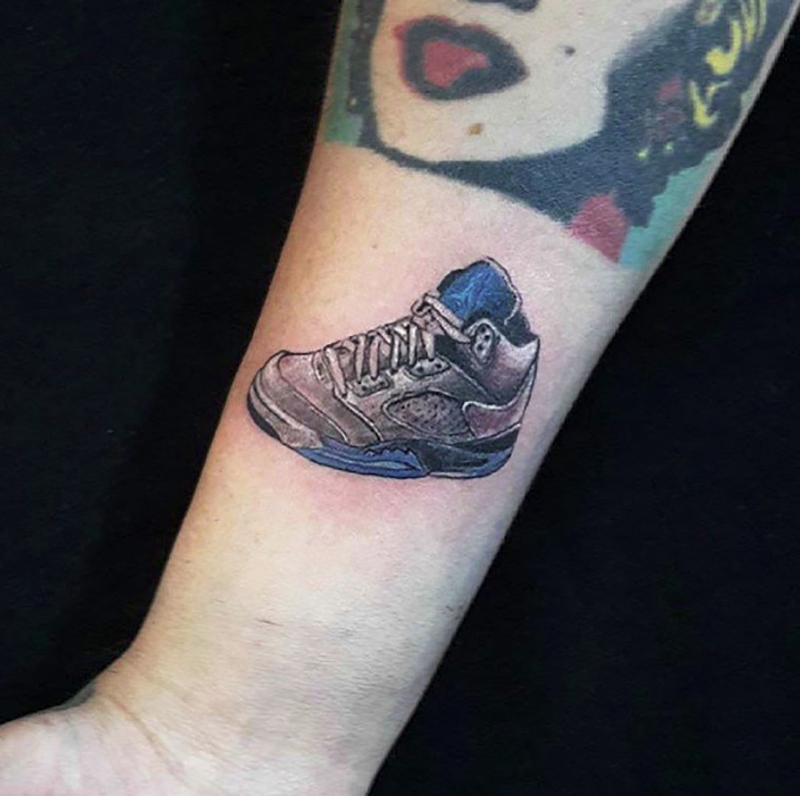 这才是真爱！Sneakerhead的球鞋纹身