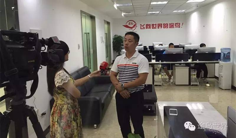 你当他是腼腆的逐梦者，却想不到是这样的霸道总裁