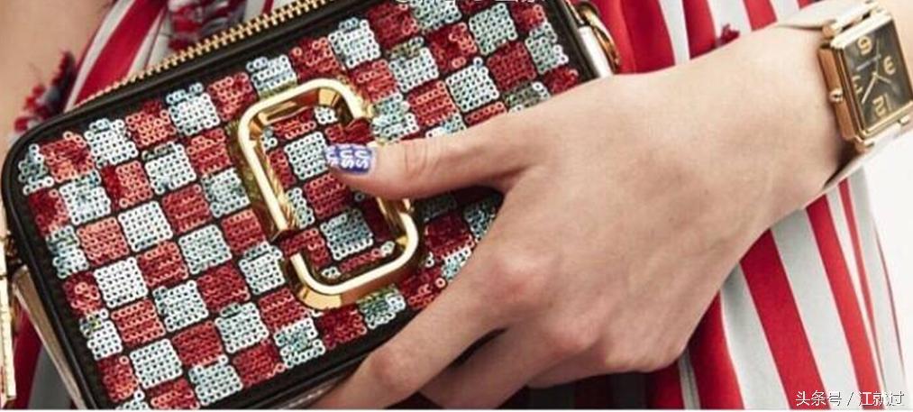 女人必须败下的包包，让男人心甘情愿为你买单！