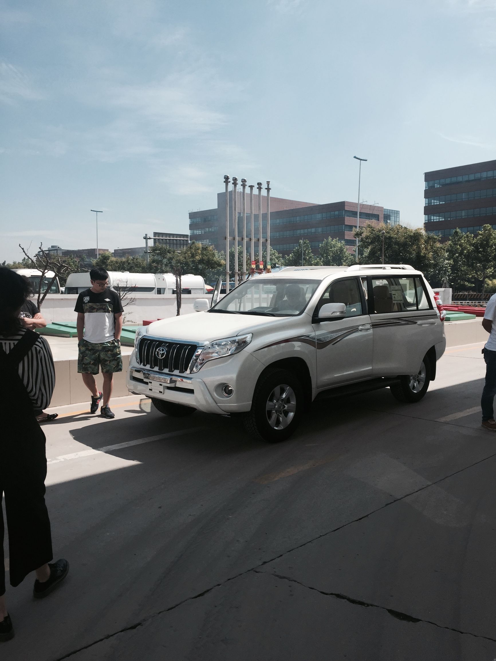城市越野车推荐10到15万丰田,城市越野车丰田