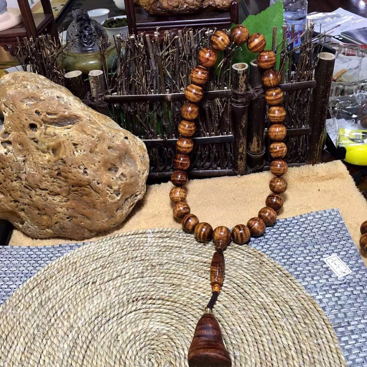 亿万富翁在佛珠断了的时刻，幡然醒悟！