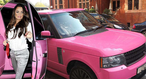 被好莱坞白富美玩于股掌的小汽车们