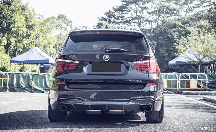 宝马x3曜夜版黑武士落地价,宝马x3黑武士静态体验