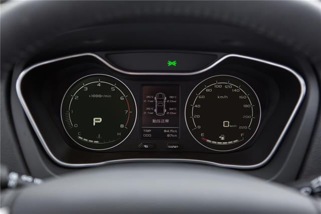 吉利远景suv试驾视频,手动远景suv试驾视频