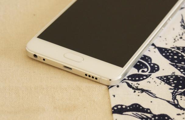 魅族魅蓝u20图片,魅蓝u20拆解