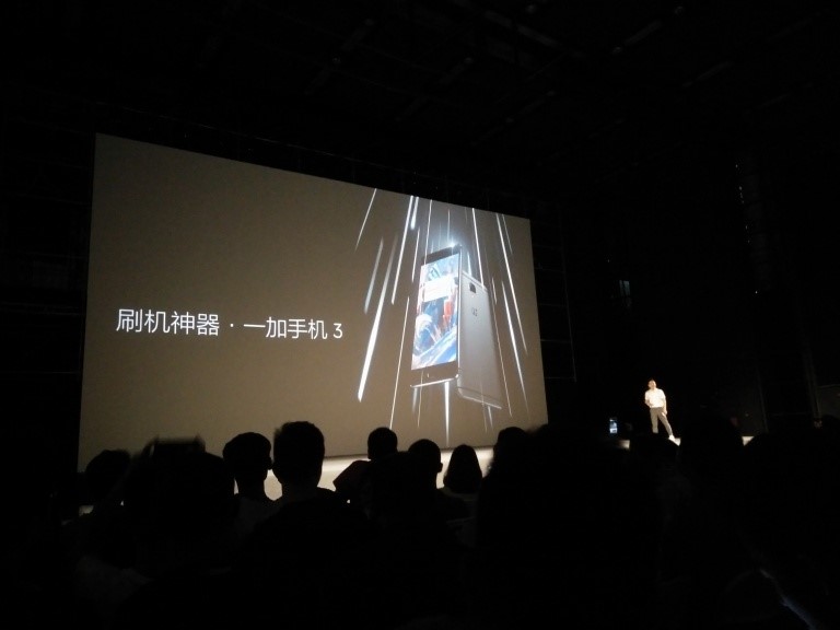 一加手机3实际使用感受,刚发布的一加3怎么样