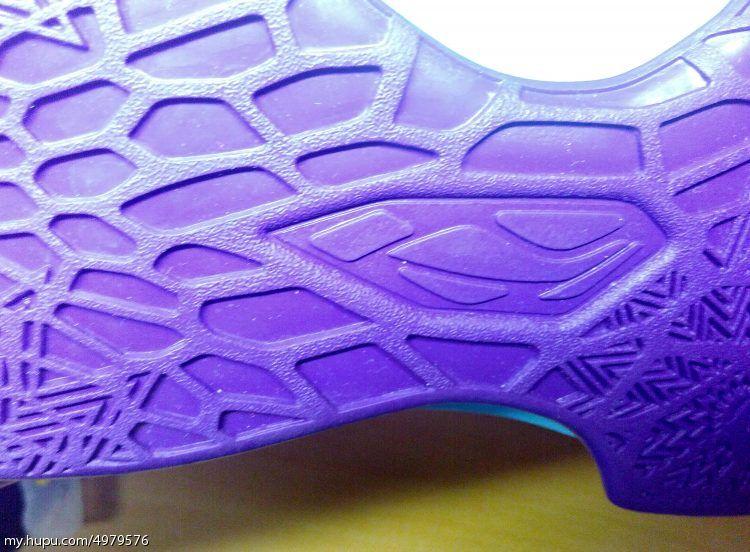 李宁音速team高帮和低帮哪个好,音速3低帮球员版