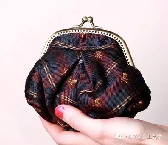 旧领带变身戒指收纳台,旧领带变废为宝