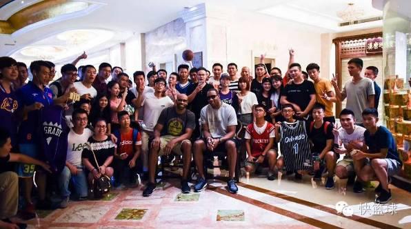 火箭22连胜火箭vs湖人,火箭22连胜姚明打了多少场