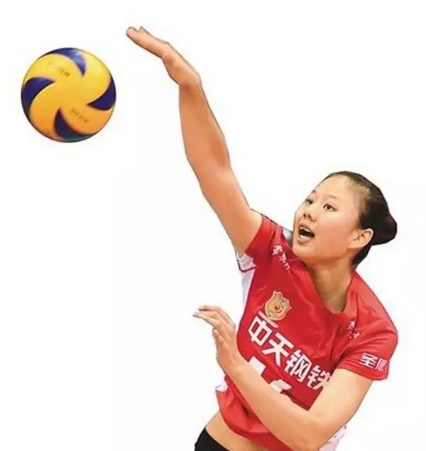 女排郎平的年薪是多少,郎平张常宁收入