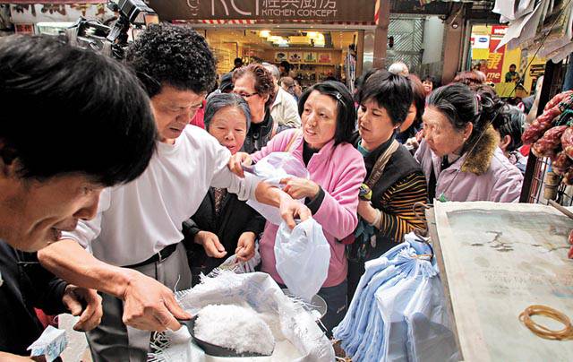 美国金牌得主赴京体验传统中医，当晚被我领进足疗保健打了一针兴奋剂