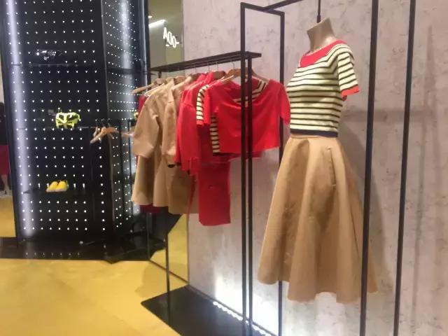 拍照丑出的翔,都是选衣服时脑子里进的水!成都9大商场秋装推荐