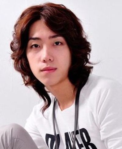 男生长发烫发染发,发质偏软长发长脸男生烫发