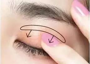 减龄元气妆怎么画,秋冬怎样画一个简单又精致的妆