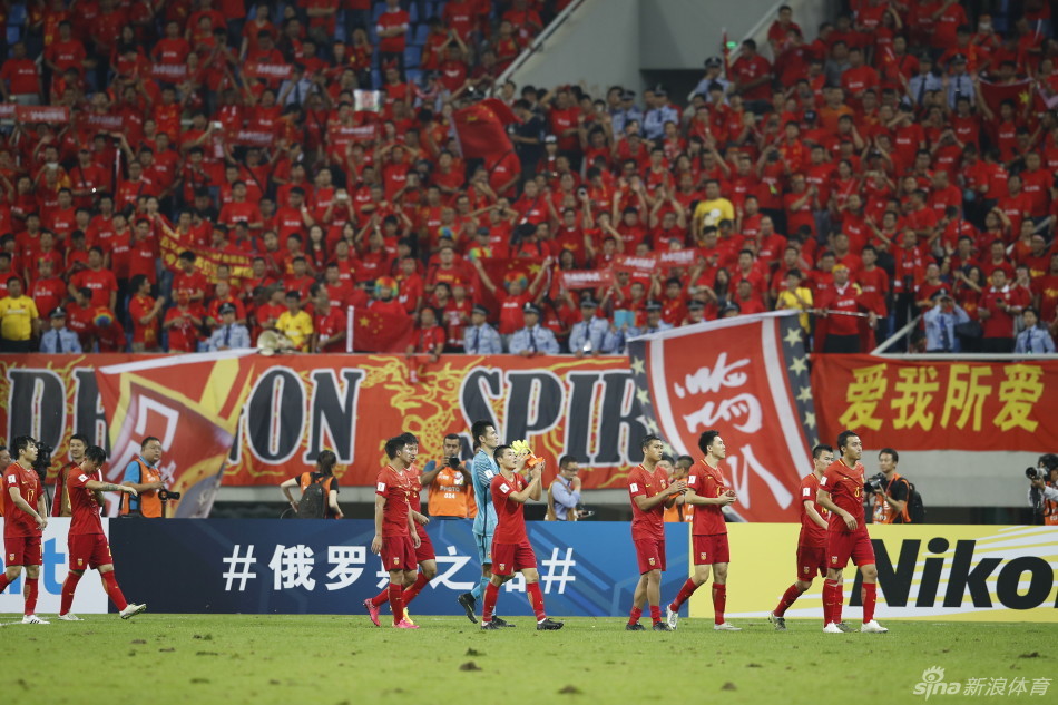 为什么沈阳的烂地国足能忍西安就忍不了呢？