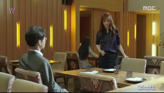 天河丨睡衣穿得对，气质翻百倍丨继续开扒《W》造型