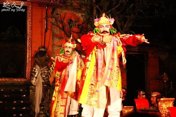 巴厘岛美拉艺术酒店,巴厘岛巴厘艺术中心