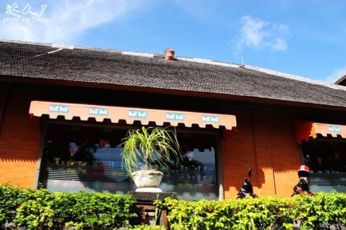 巴厘岛美拉艺术酒店,巴厘岛巴厘艺术中心