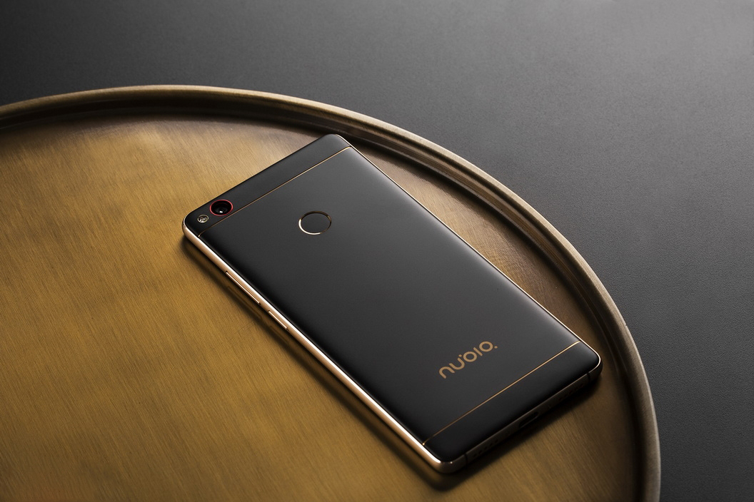 18k金蓝宝石价格,18k金属蓝宝石