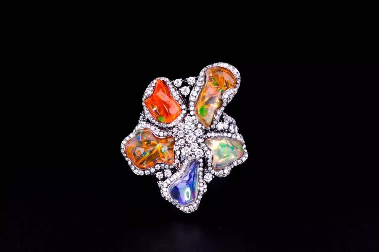 报告!就是这绚烂的火欧泊让我有忍不住剁手的欲望