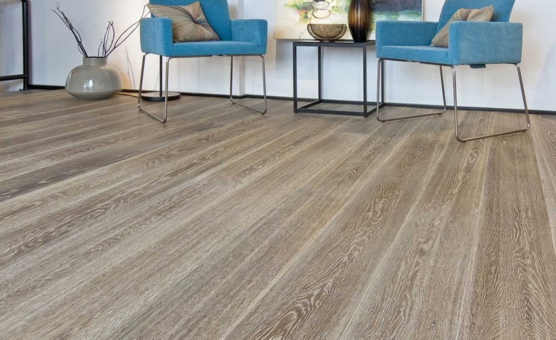 实木多层地板划痕怎么修复,瓷砖地板划痕怎么修复