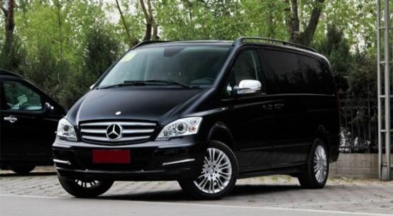 花几千买面包车,花几十万买个摩托车