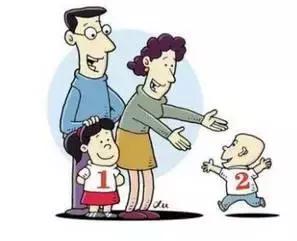 谁说怀孕的女人就要蓬头垢面,怀孕期间不用洗面奶皮肤会干吗