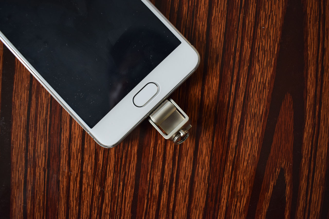 大小总相怡绿联两用U盘开箱使用报告