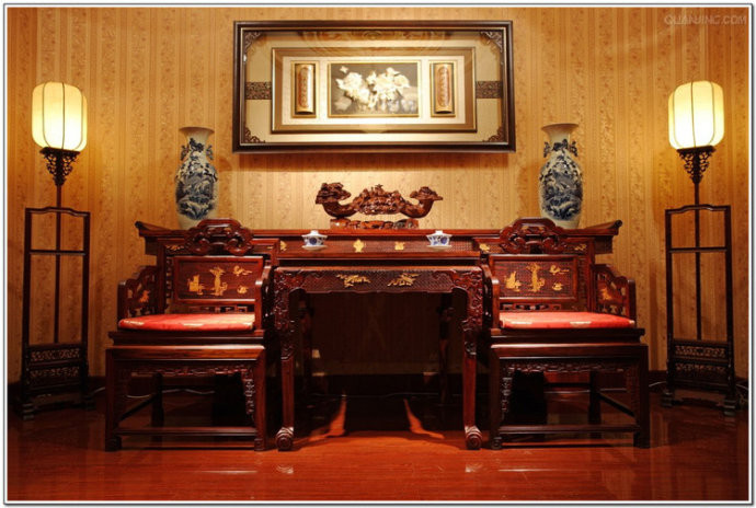 中式书房家具布置,中式家具怎样布置客厅