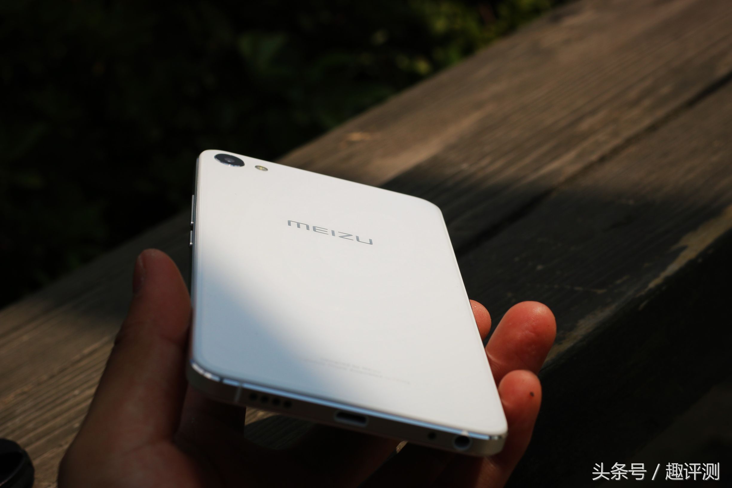 魅族u20和魅蓝5,魅族u20跟魅蓝6