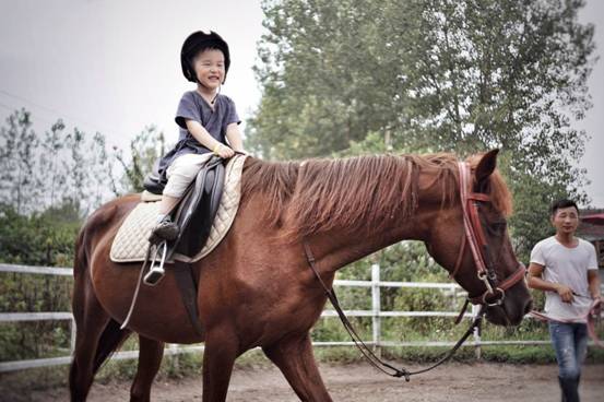 放慢脚步陪伴孩子,带娃慢慢悠悠的旅游