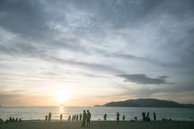 你从未到达的地方才叫远方,你未到达的地方早已车水马龙