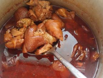 简单又好吃的酱香猪蹄,卤出劲道的猪蹄