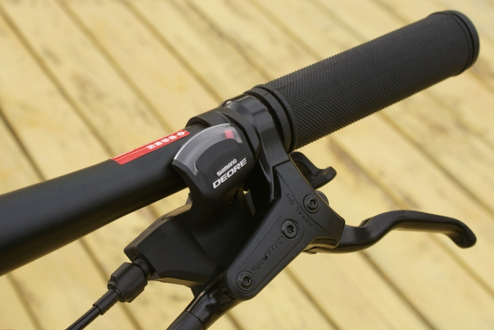 碳纤维4999,碳纤维车最便宜的车型