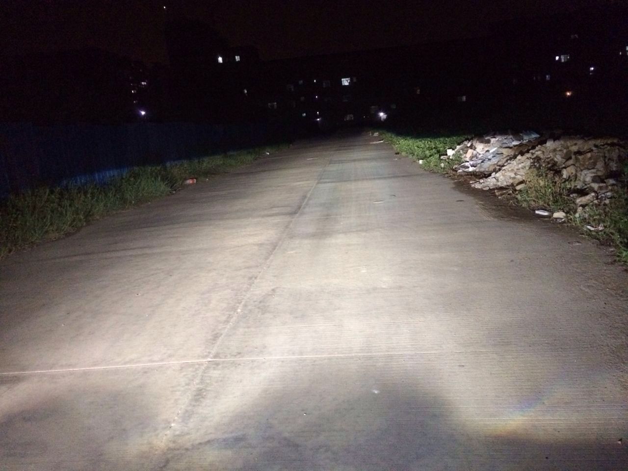 汽车改灯调光标准,汽车灯改激光