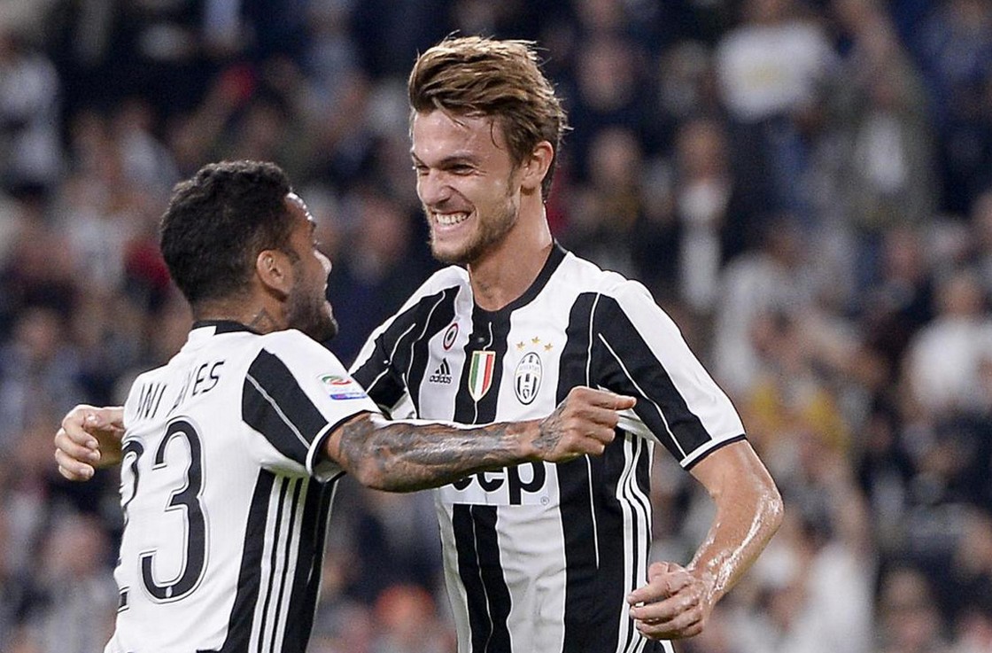 阿迪达斯尤文图斯球衣,阿迪达斯尤文蓝色