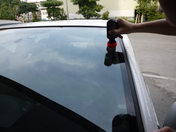 雨季开车眼瞎？老司机真空无打底分享6种「雨敌」购买使用指南