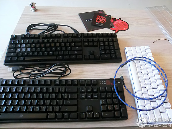 国产轴请继续努力！曜越TteSPORTS波塞冬ZRGB背光机械键盘评测