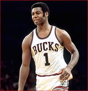 nba历史上退役球衣最多球队,nba历史上最帅球衣