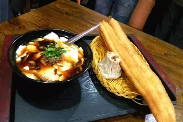 济南美食攻略--泥嚎！你被逮捕在佛山街美食犯罪现场！