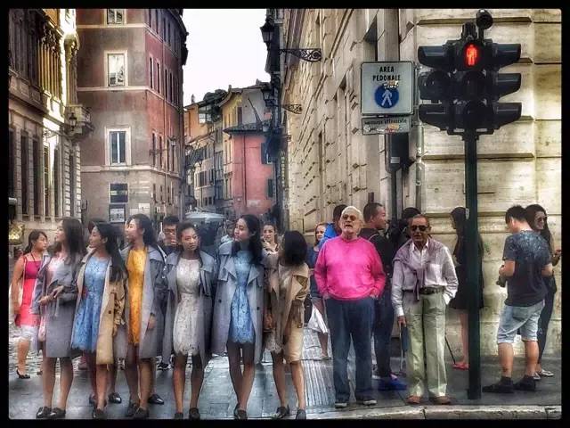 中华小姐海外之旅：许愿池边的东方少女