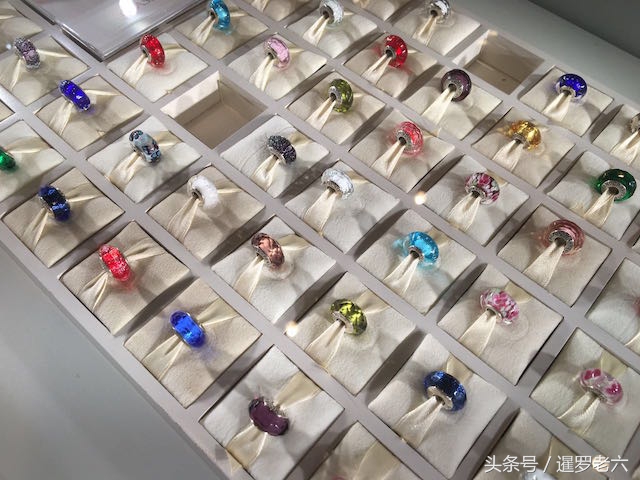 曼谷珠宝免税购物中心,泰国曼谷哪里商场买珠宝有保障