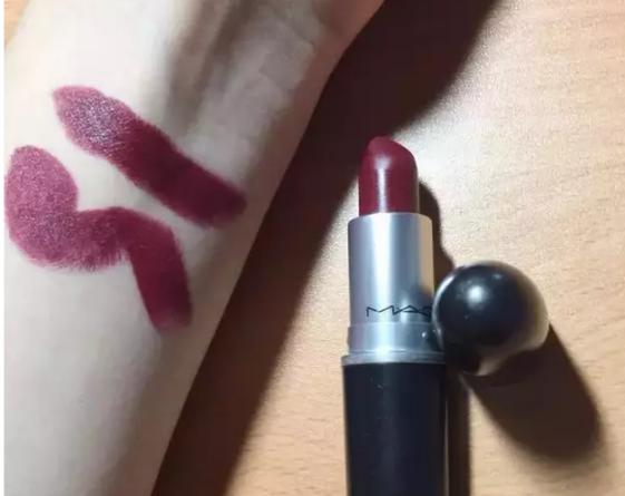 秋冬亮色口红推荐什么色号,口红豆沙色姨妈色