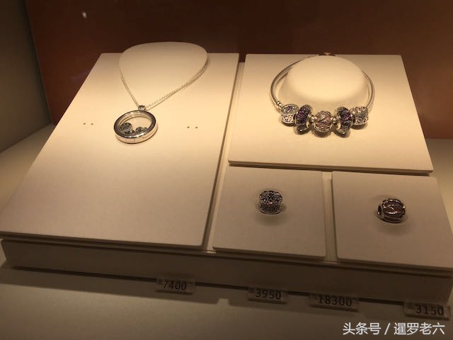 曼谷珠宝免税购物中心,泰国曼谷哪里商场买珠宝有保障