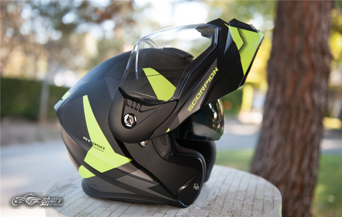 百变神盔，就差能上天了！