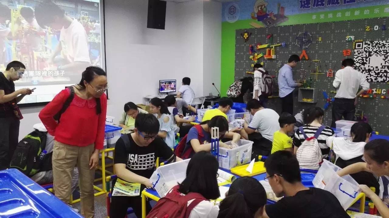 走进最美校园柳荫中学,走进最美校园与秋天