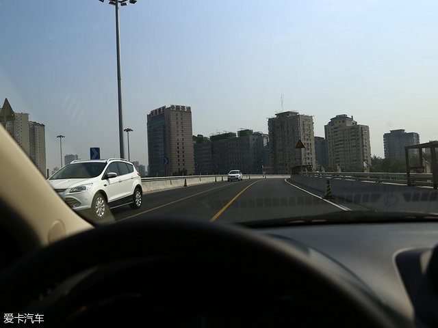 长安悦翔v7的油耗,长安悦翔v72016款1.0t